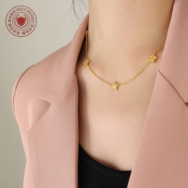 Europea y Americana de cinco puntas de circón Luz de lujo todo fósforo collar pulsera mujer transfronteriza de titanio de acero de la vendimia joyería al por mayor traje de la joyería