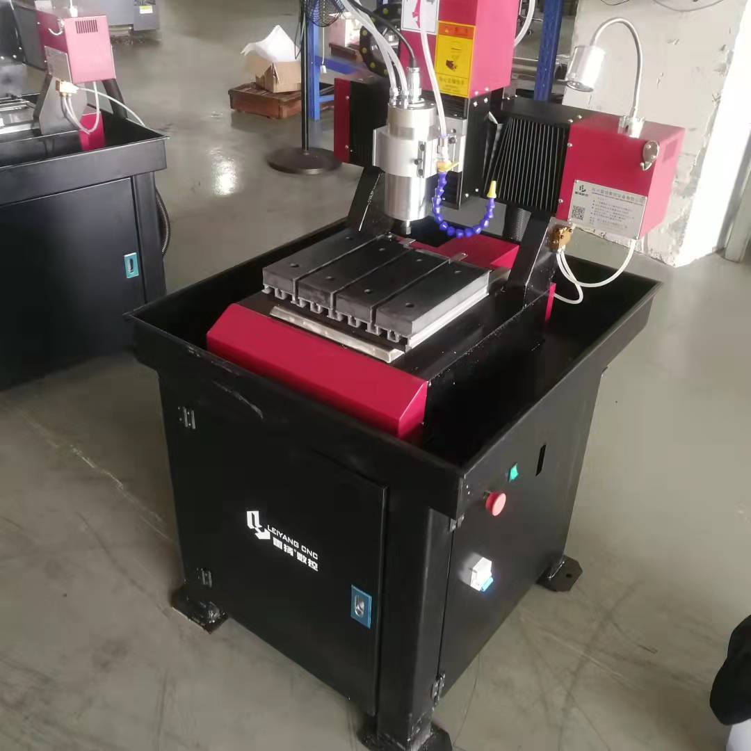 小型桌面型数控打孔机高精度钻孔机CNC雕刻机