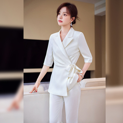 白色西装套装女薄款2024年夏季新款高级感休闲时尚洋气西服外套女