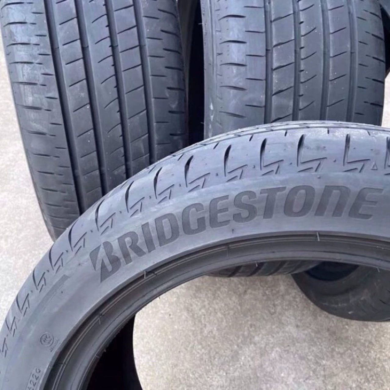 Б/у шины Bridgestone 235/55R18 оригинал для Tiguan Tanyue RAV4/Copachi Harvard H2 Senna