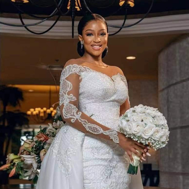 New African Mermaid Detachable Trailing Wedding Dress Long Sleeve Skin Color Net Vintage Lace Bride Large Trailing Wedding Dress