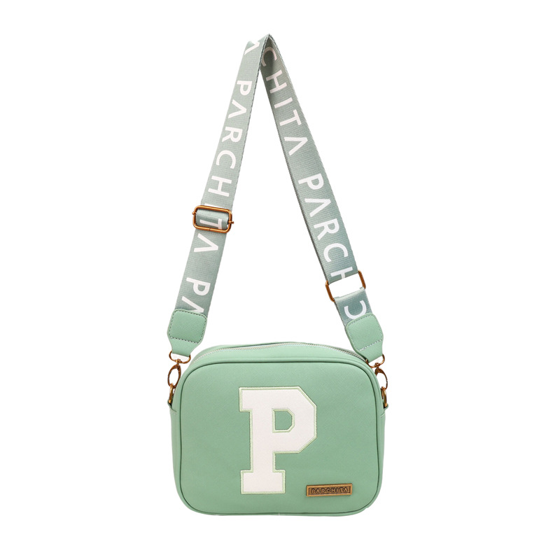 Bolsos transfronterizos 2024 nuevas tendencias de la moda europea y americana, letras pequeñas, bolsas cuadradas, costuras, bolsas de mensajero para mujer de todo fósforo