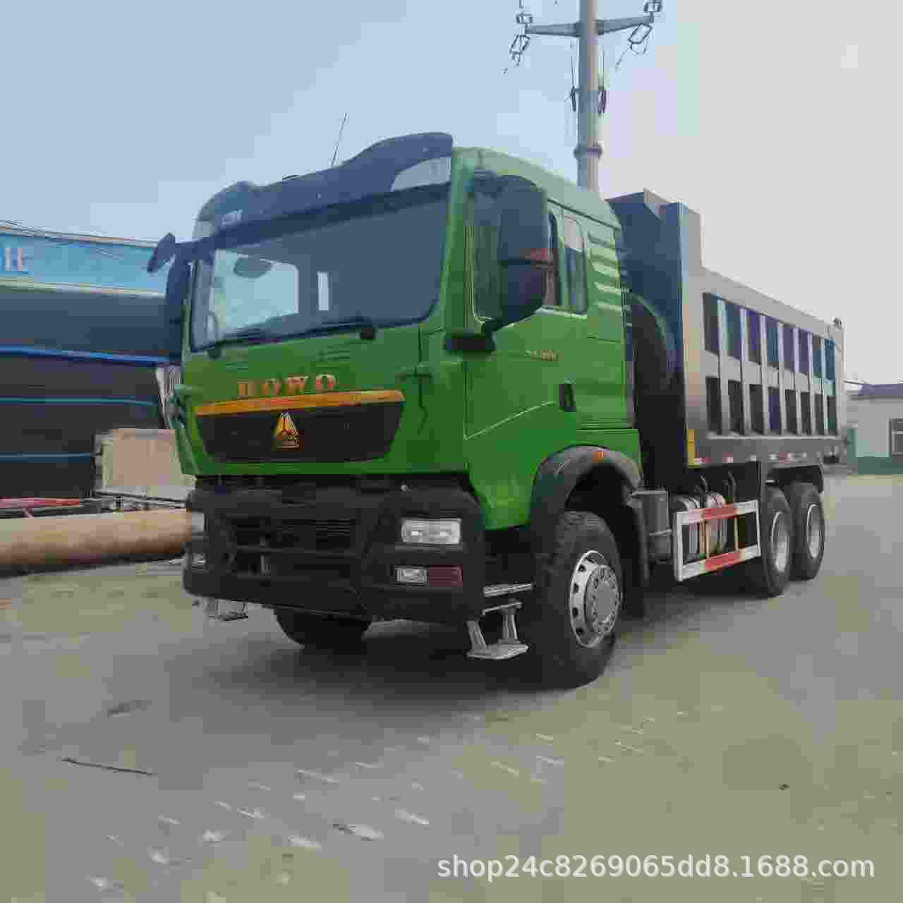 Manufacturer's Ready-Stock Dump Truck with Rear Eight-Wheel Sand and Gravel Self-Unloading Feature, 6X4 Howo Truck