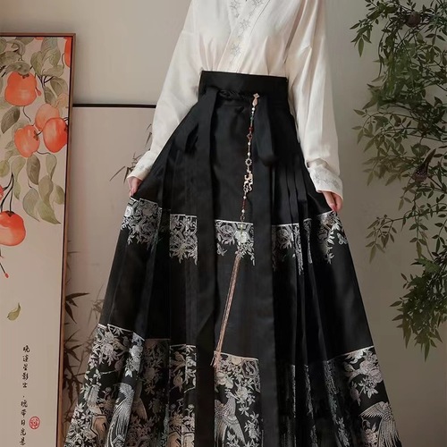 Antique Hanfu horse-faced skirt waist accessories long no-step press-front waist chain pendant national style retro versatile accessories