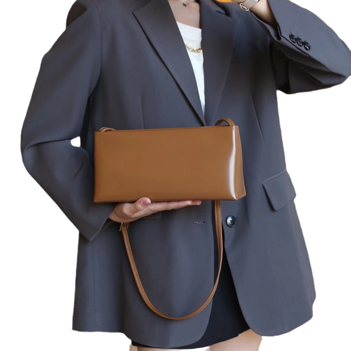 Genuine Cowhide Leather Niche Retro Oil Wax Underarm Bag For Women High-End Texture Baguette Simple Shoulder Crossbody Bag - Thumbnail 5