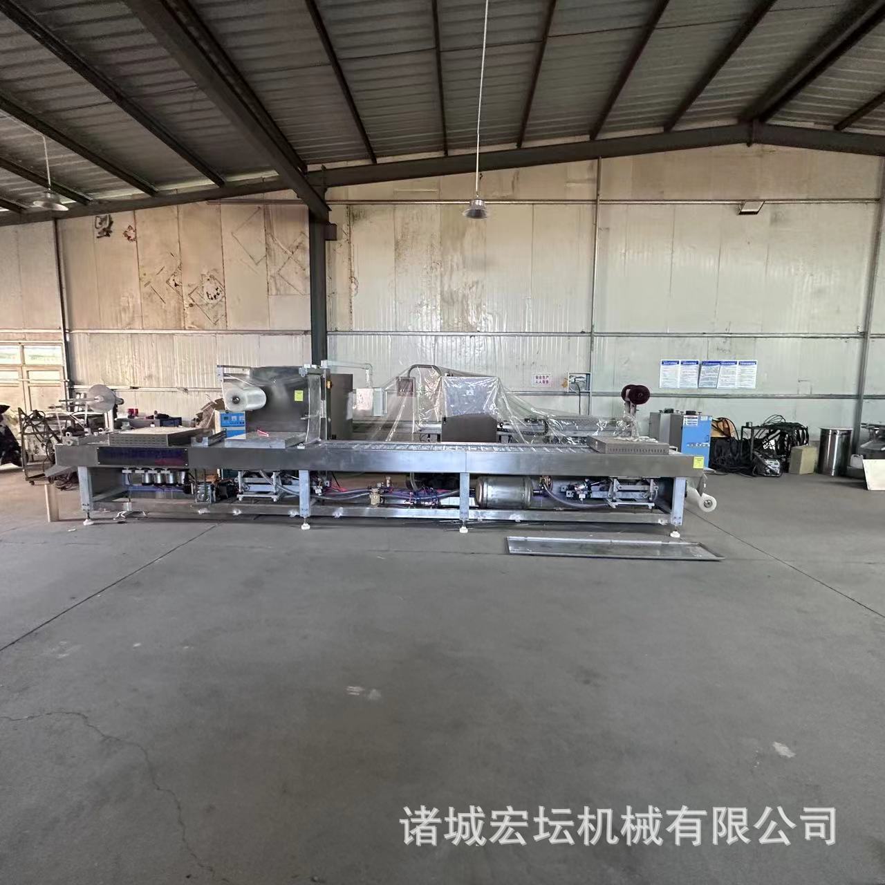 全自动阿胶拉伸膜真空包装机 蜜薯干真空包装设备 覆膜包装封口机
