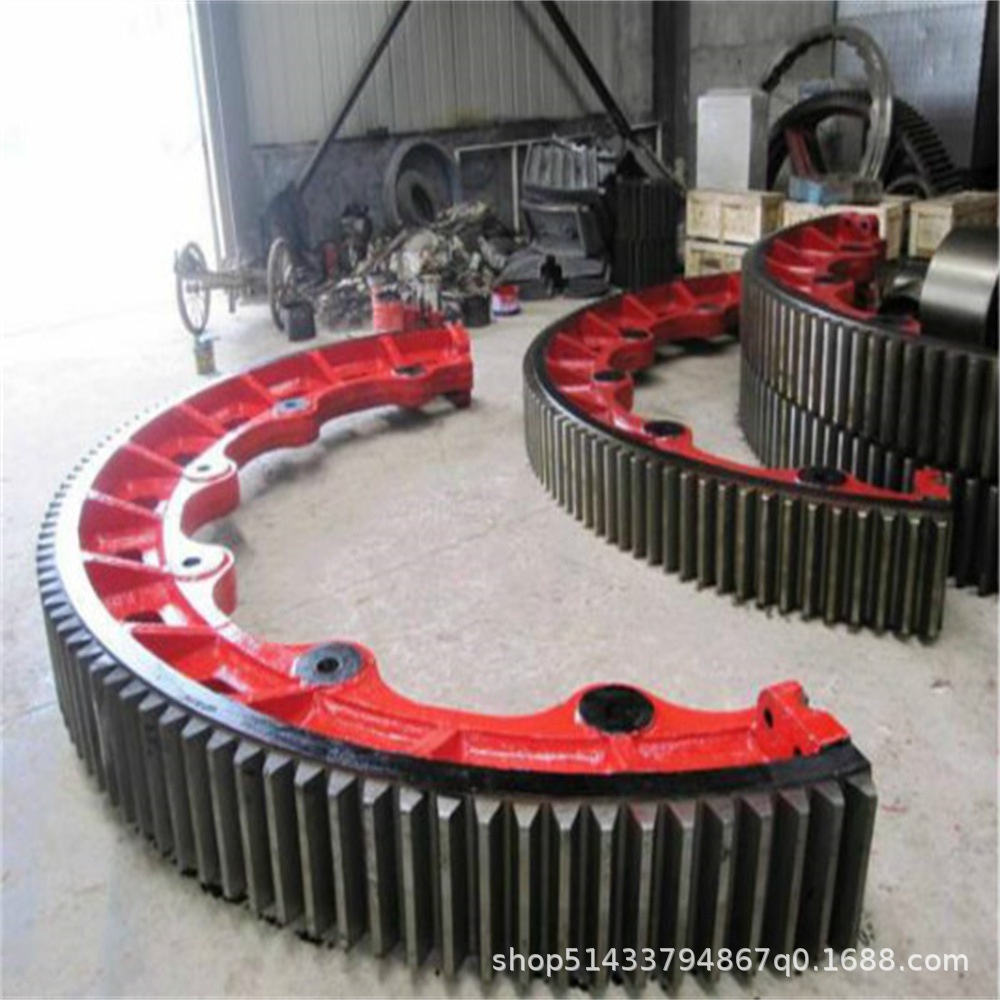 2.4 米高细球磨机大齿轮小齿轮，品质可靠，精度高，运行稳定