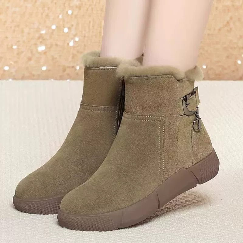 Warm non-slip winter low boots platform, 2023 collection