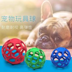 犬のおもちゃの透かし彫りボールTPRプラスチックの弾力ゴムボールのクリスマスの鈴ペットのおもちゃのボールの卸売り