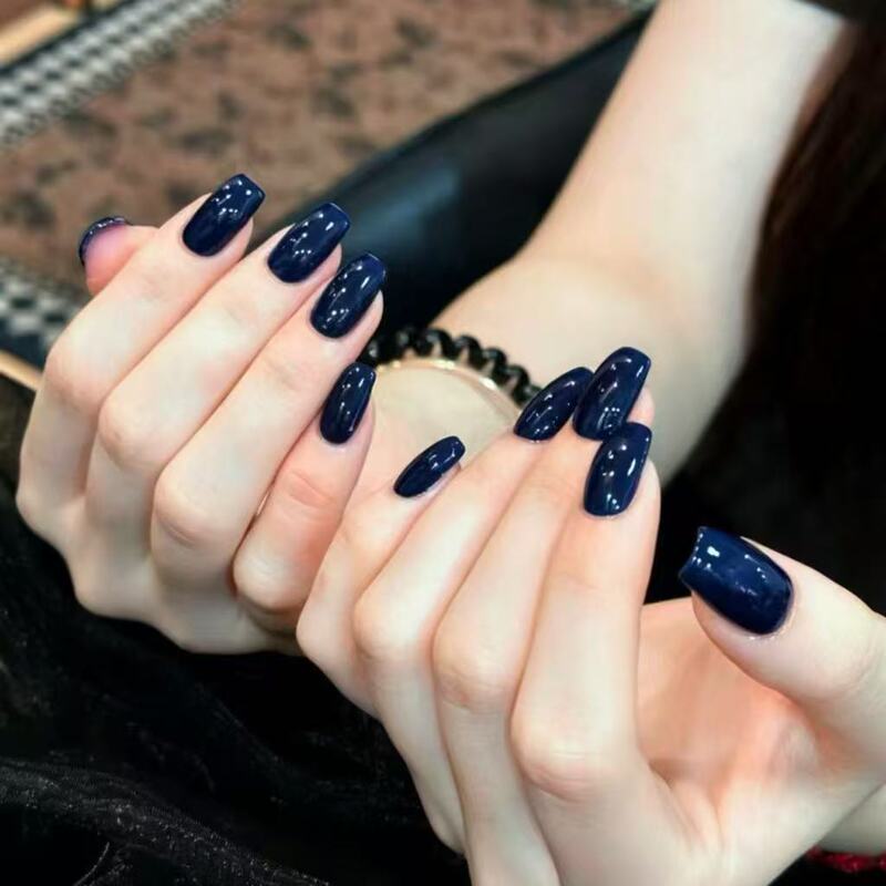 Dark blue solid color press-on nails, Chinese minimalist, understated, light luxury, flattering, high-end, beautiful fake nail patches, cross-border wholesale