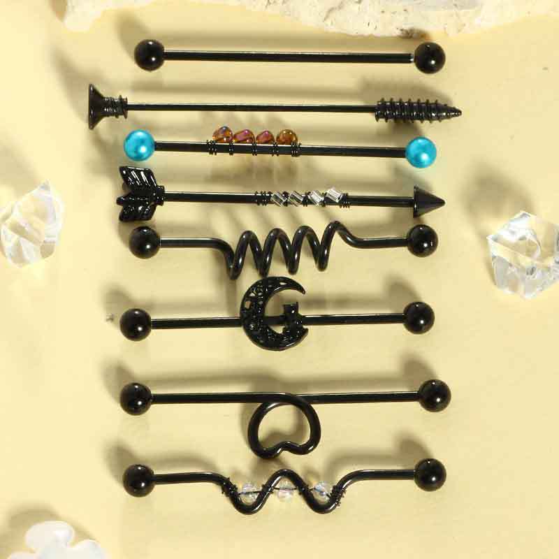 Silver pointed spike labret stud material detail