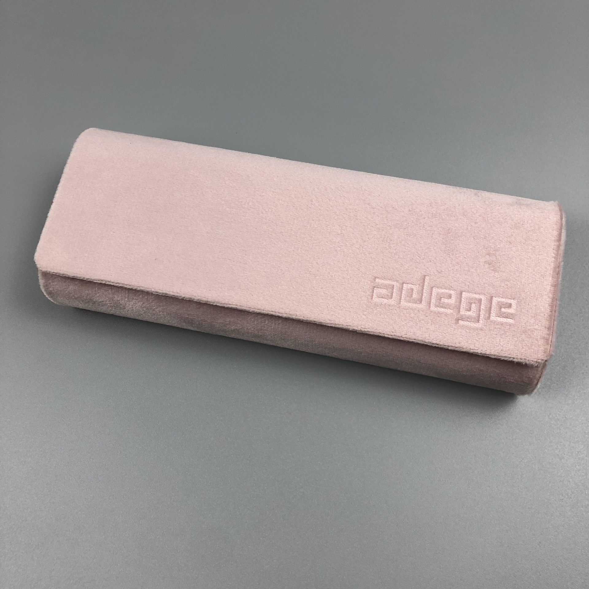 6B2927B1B50AEE3B5B4030A081E92A