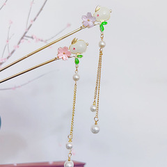 Vintage-style Fairy-Like Jade Rabbit Tassel Hairpin, Retro-Elegant Updo Hairpin, Hanfu Hair Ornament, Walking Pendant Hair Clip, Headwear, Wholesale Hair Accessories