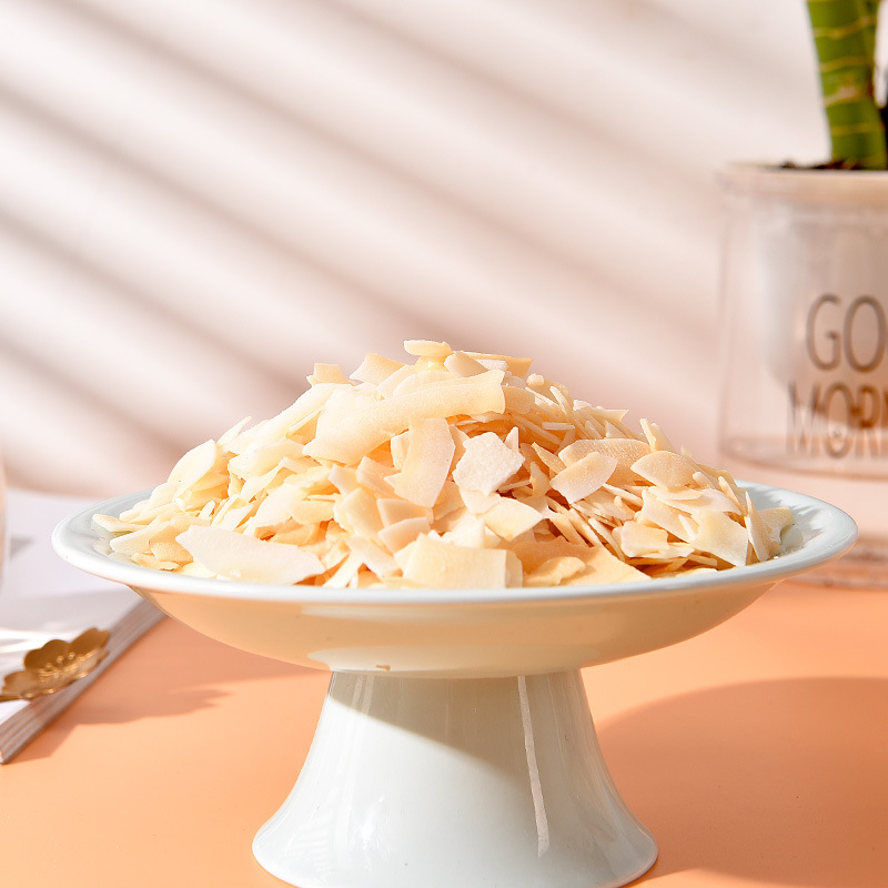 Coconut flakes Hainan coconut crisps fruit coconut desiccated coconut meat roasted coconut flakes bagged snacks