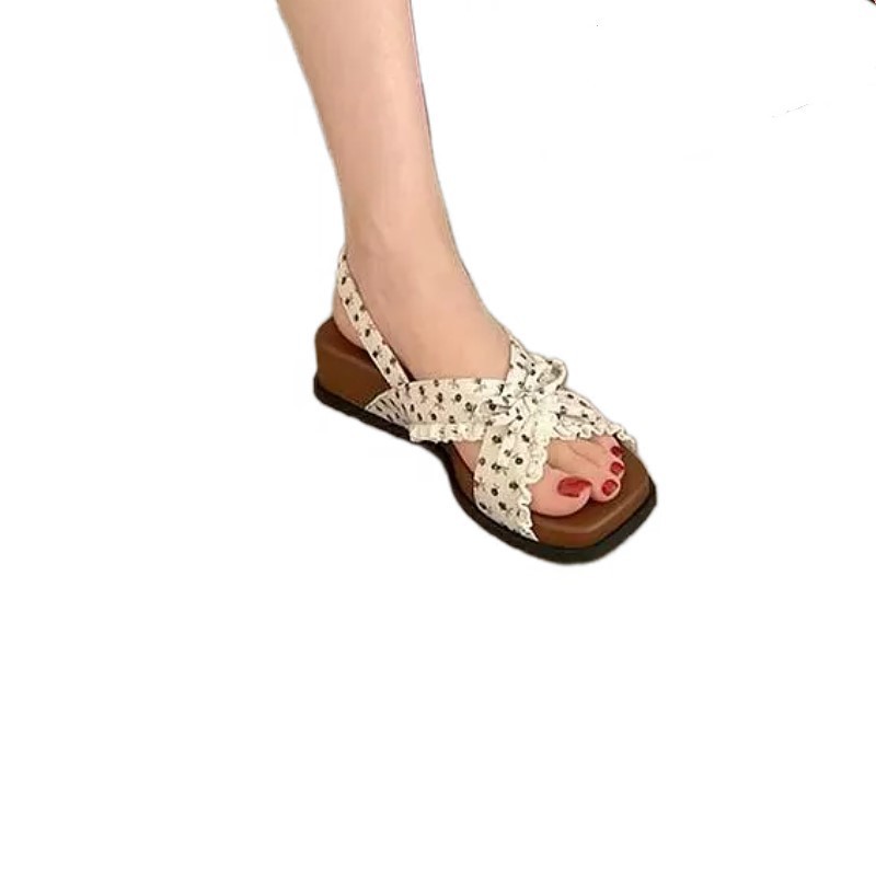 Sandalias de hadas francesas de fondo grueso para mujeres 2026 nuevo verano con falda retro antideslizante sandalias de flores