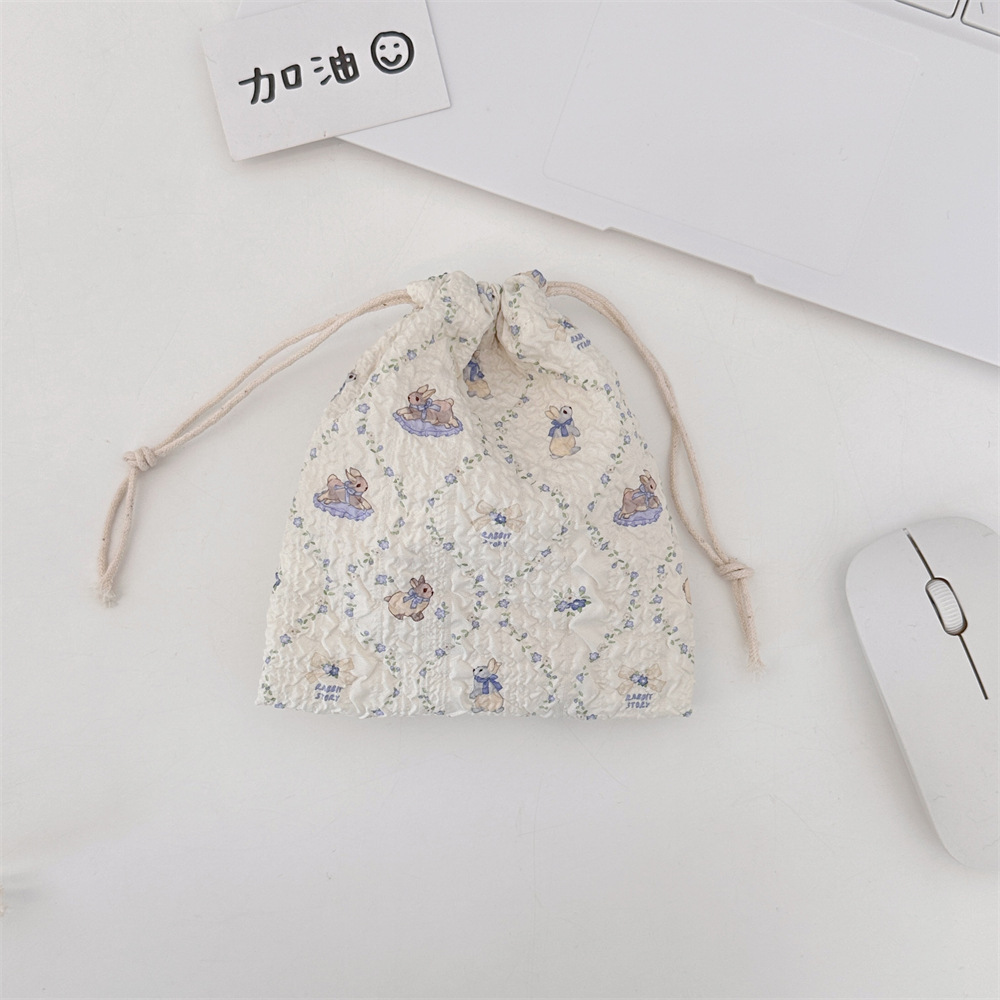 레이스 보라색 토끼