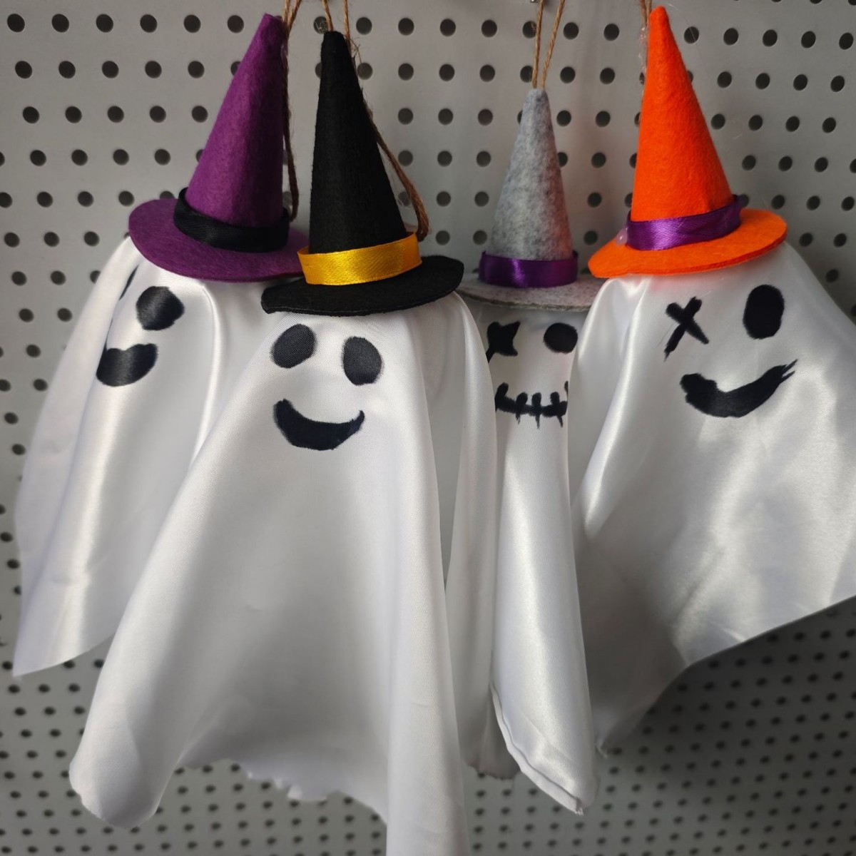 Decoración de Halloween Decoración de Halloween fantasma con batería de luz de cadena Montar decoración de Halloween fantasma