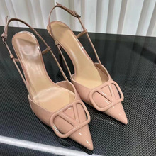 2024�¿��ﶬ�߸�ŮЬV�Ҽ��^��ɫ��Ь������ʽС����Ů���^��Ь