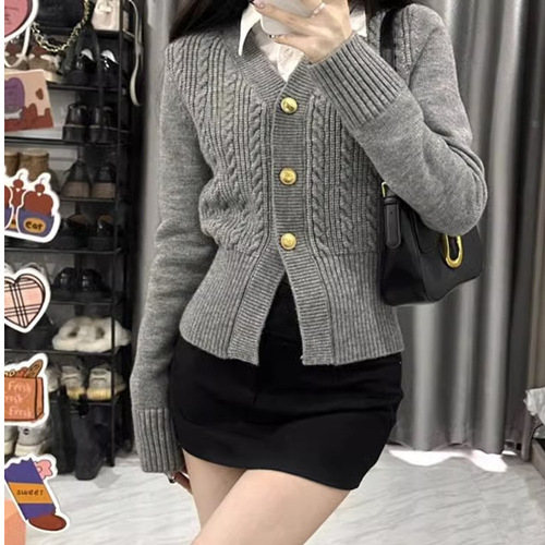 Japanese college style girl v-neck cardigan sweater female spring and autumn design niche short knitted sweater coat female