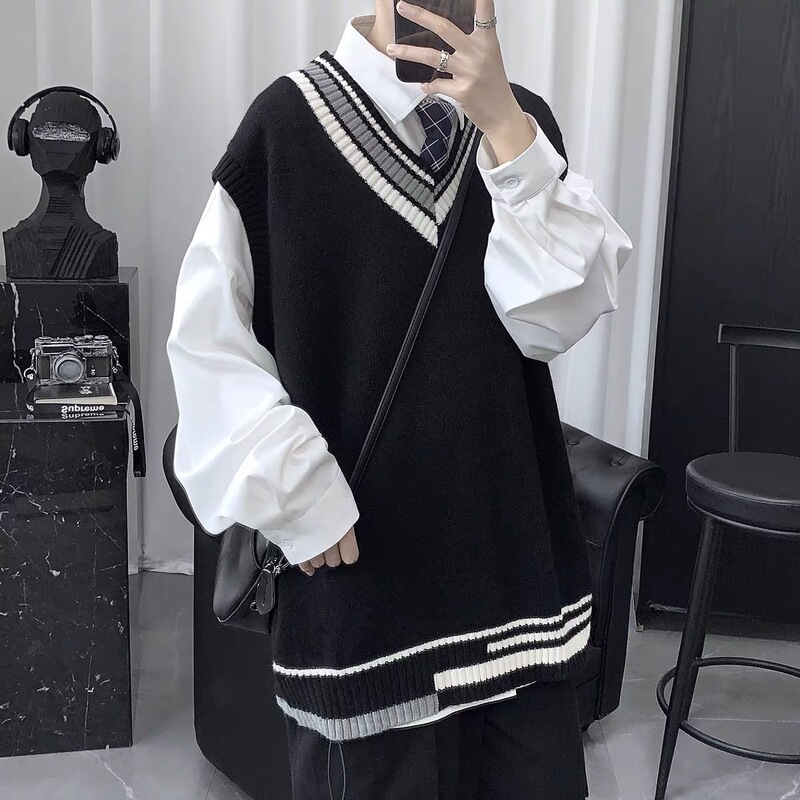Fall 2021 New V-neck Sweater Men's ins Trendy Hong Kong-style Retro Loose Korean-style Japanese-style Outer Wearing Vest Knitted Sweater