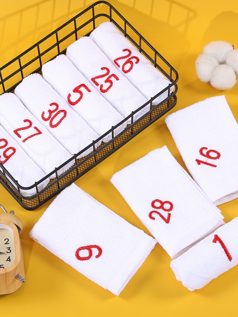 BB4C批發幼兒園專用數字編號純棉白方巾全棉小毛巾帶掛鈎繩洗