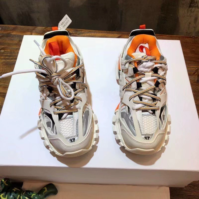 Chunyuan Paris Daddy Shoes Женская обувь Track 3.0 Putian Men's Forly - уличные толстые подошвы со светодиодной подсветкой, увеличивающей спортивную пару