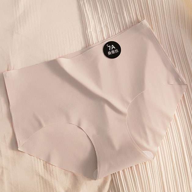 レディースシームレスショーツ 桑蚕糸7A ベースクロッチ アイスシルク 速乾 ヒップアップ 通気性 レディースミッドウエストワンピース型三角パンツ