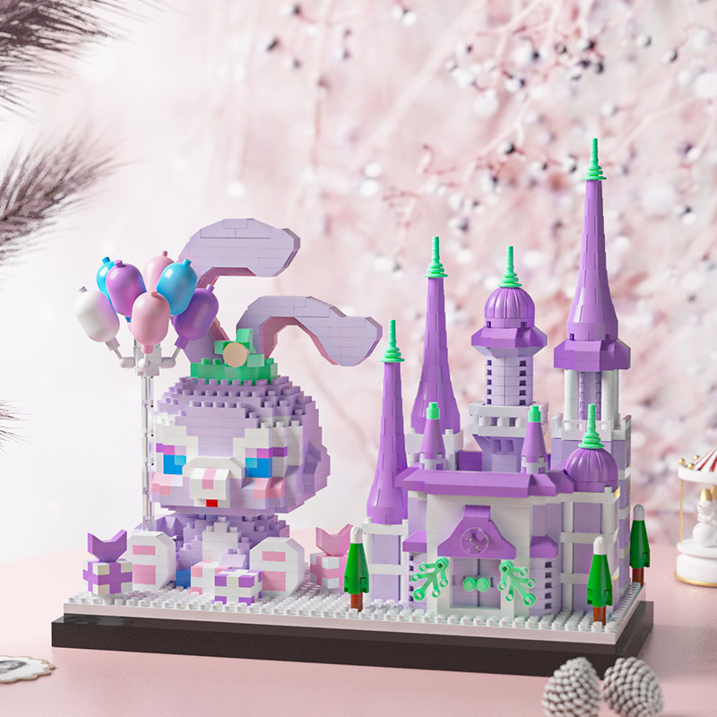 星黛露城堡笔筒