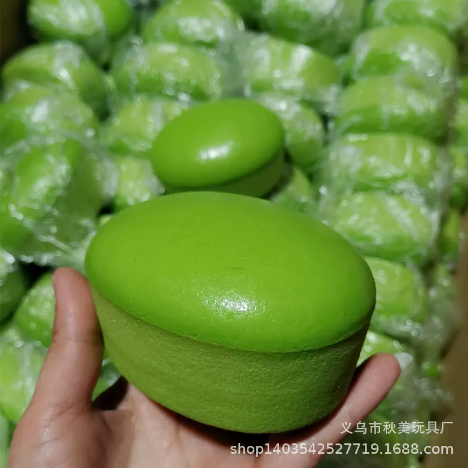 新品直播热卖抹茶半熟芝士蛋糕慢回弹湿软粘手捏捏乐 发泄玩具批