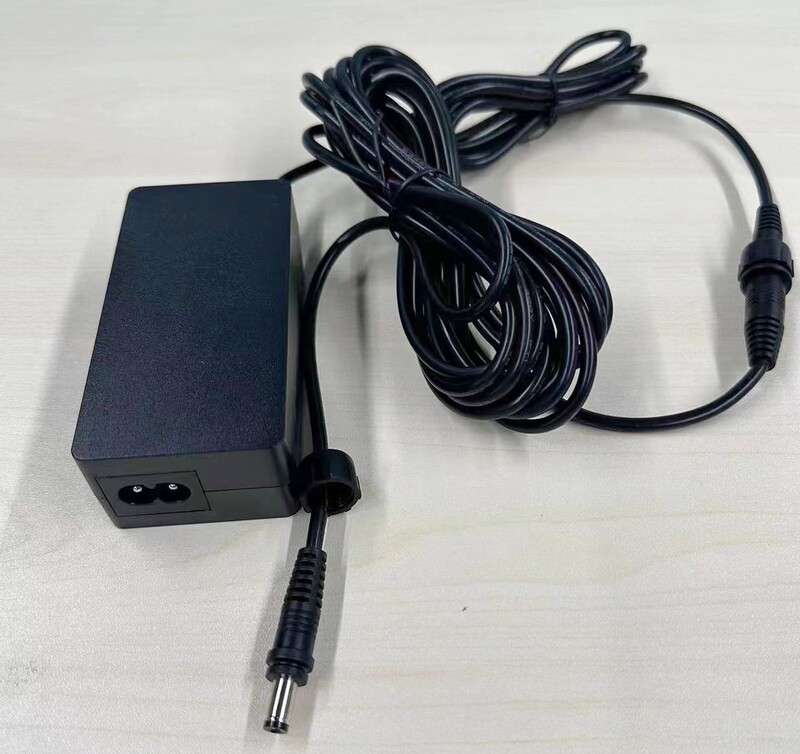 24V3A窓拭き機電源アダプタ72W小体積アダプタCQC、KC、PSEなどの認証が整っている。|undefined