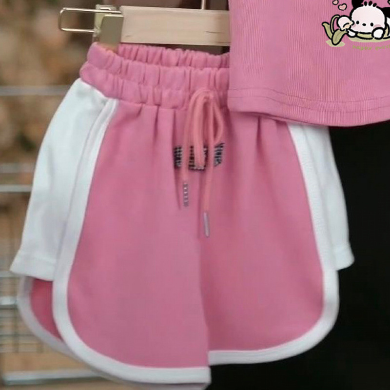 로즈 레드 반바지