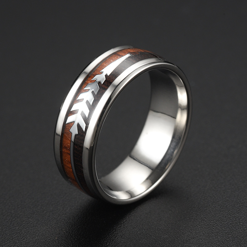 Fashion New Two-color Wood Grain Arrow Titanium Steel Ring Wholesale Nihaojewelry display picture 5