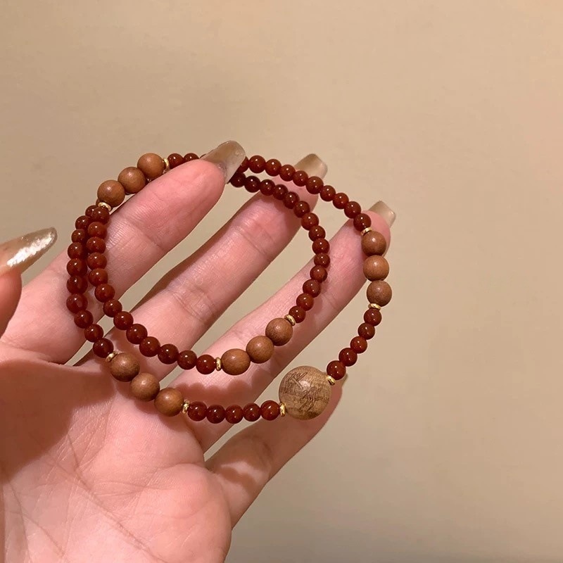 Retro protective amulet