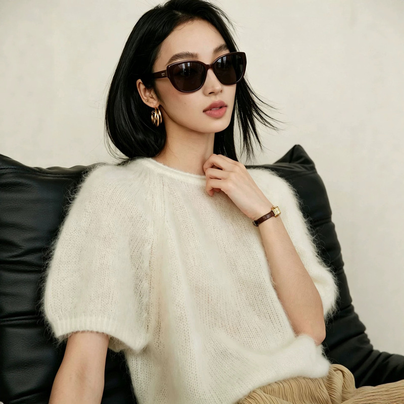 Sush Wool Half-Sleeve Top Loose Fit Women's Knitted White Short-Sleeve Sweater for Spring and Autumn