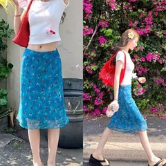 タイランドの少女25夏の小柄な青い花のシフォンのまっすぐな筒の中でスカートのフランスの高級感の半身のスカート