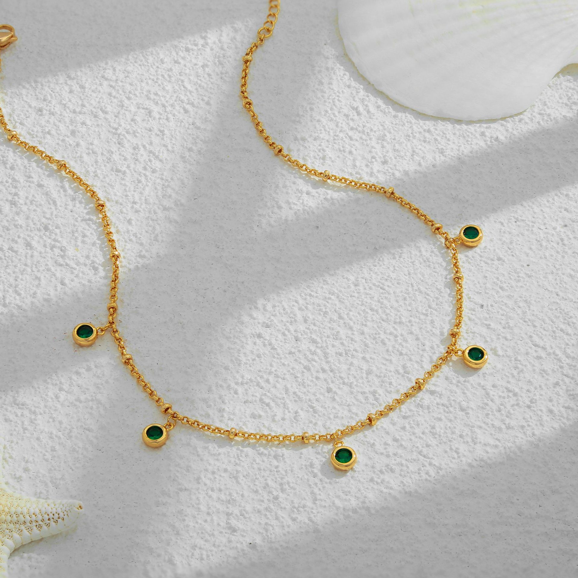 europe-and-the-united-states-star-green-diamond-gold-necklace-elegant-luxury-temperament-high-end-tassel-emerald-stacked-clavicle-chain europe-and-the-united-states-star-green-diamond-gold-necklace-elegant-luxury-temperament-high-end-tassel-emerald-stacked-clavicle-chain