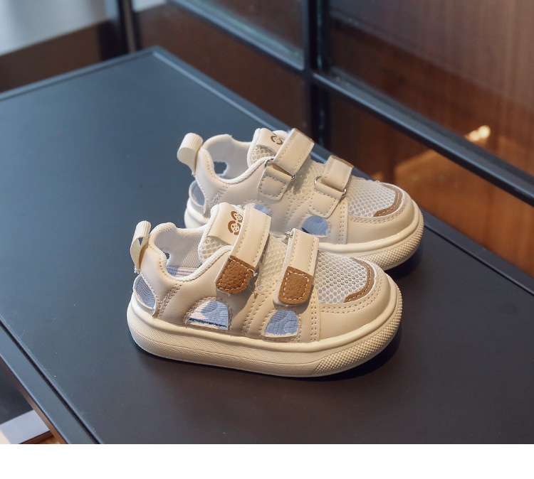 Sandali per bambini a maglia singola nuovo stile estivo 2024, scarpe per bambini ultraleggere, scarpe per ragazze con fondo morbido antiscivolo Baotou per ragazzi, scarpe con telaio_voghion.com