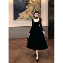 2024新款秋冬法式赫本风高级感黑色丝绒连衣裙女生日小晚礼服长裙