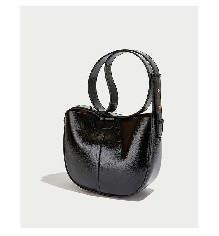 Women's Tote Bag Retro Soft Leather Shoulder Bag Large Capacity_voghion.com