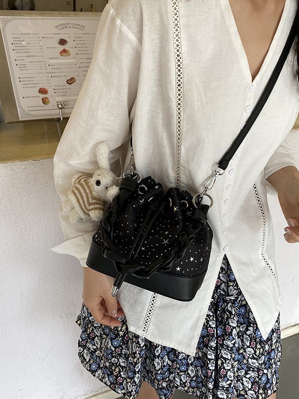 Bolsa de balde de estilo coreano, bolso de hombro para mujeres, bolso de mano de alto nivel, nueva moda extranjera, bolso de correa de transporte a cuadros.