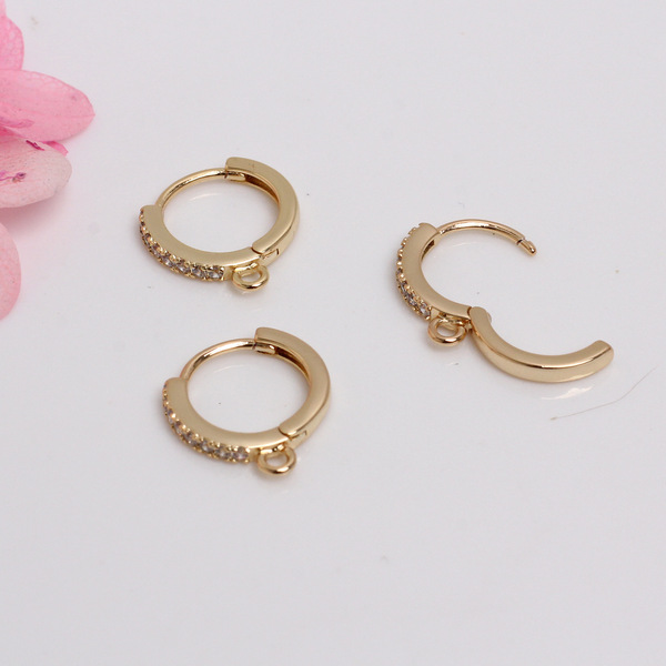Earrings with zircon
