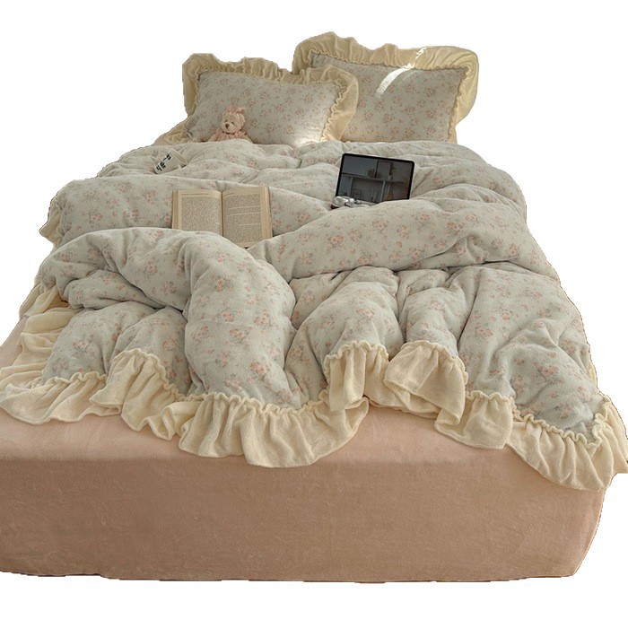 Cama de seda de leche coreana de clase A cuatro piezas en invierno engrosado pequeño encaje de flores trituradas bebé dormitorio de seda tres piezas 3