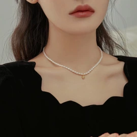 天然珍珠项饰;项链;天然珍珠手饰