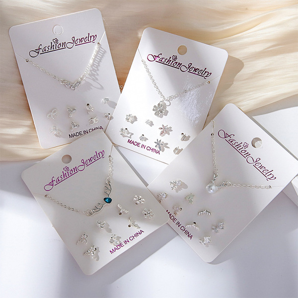 Necklace from pearl
