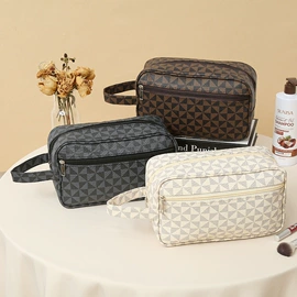 化妆包;男士手提包;男士公文包