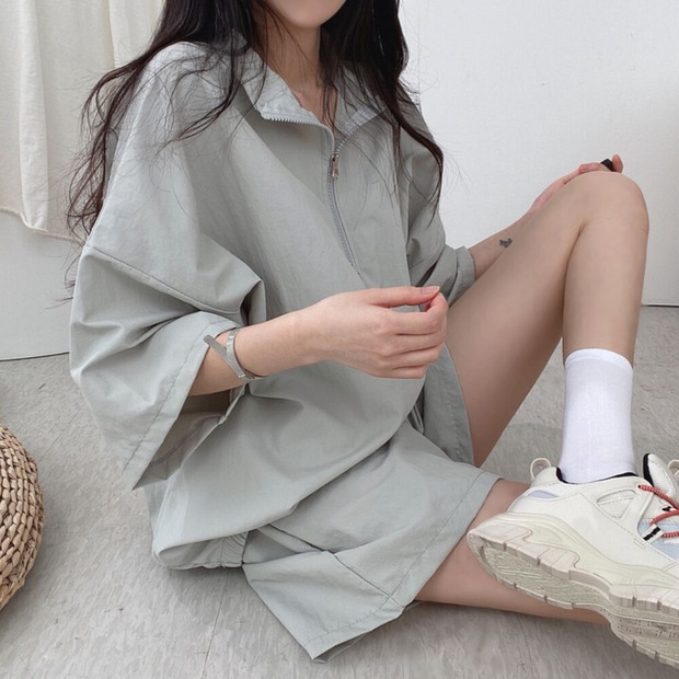 023 회색 (옷 바지