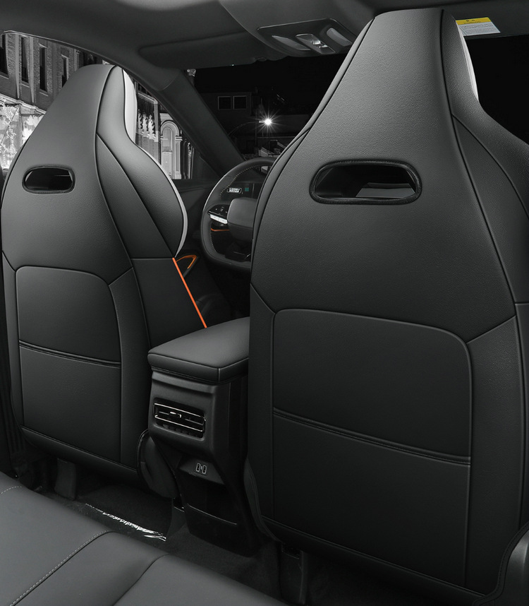 24-26 models of Changan X5 Plus seat covers, full-coverage car seat cushions, perforated leather, suitable for all seasons