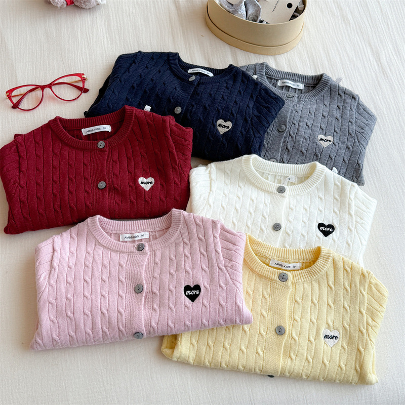 Children's Heart-Shaped Knitted Cardigan Jacket 2026 Spring and Autumn New Style for Older Girls, Baby Korean-Style Cable Knit Sweater