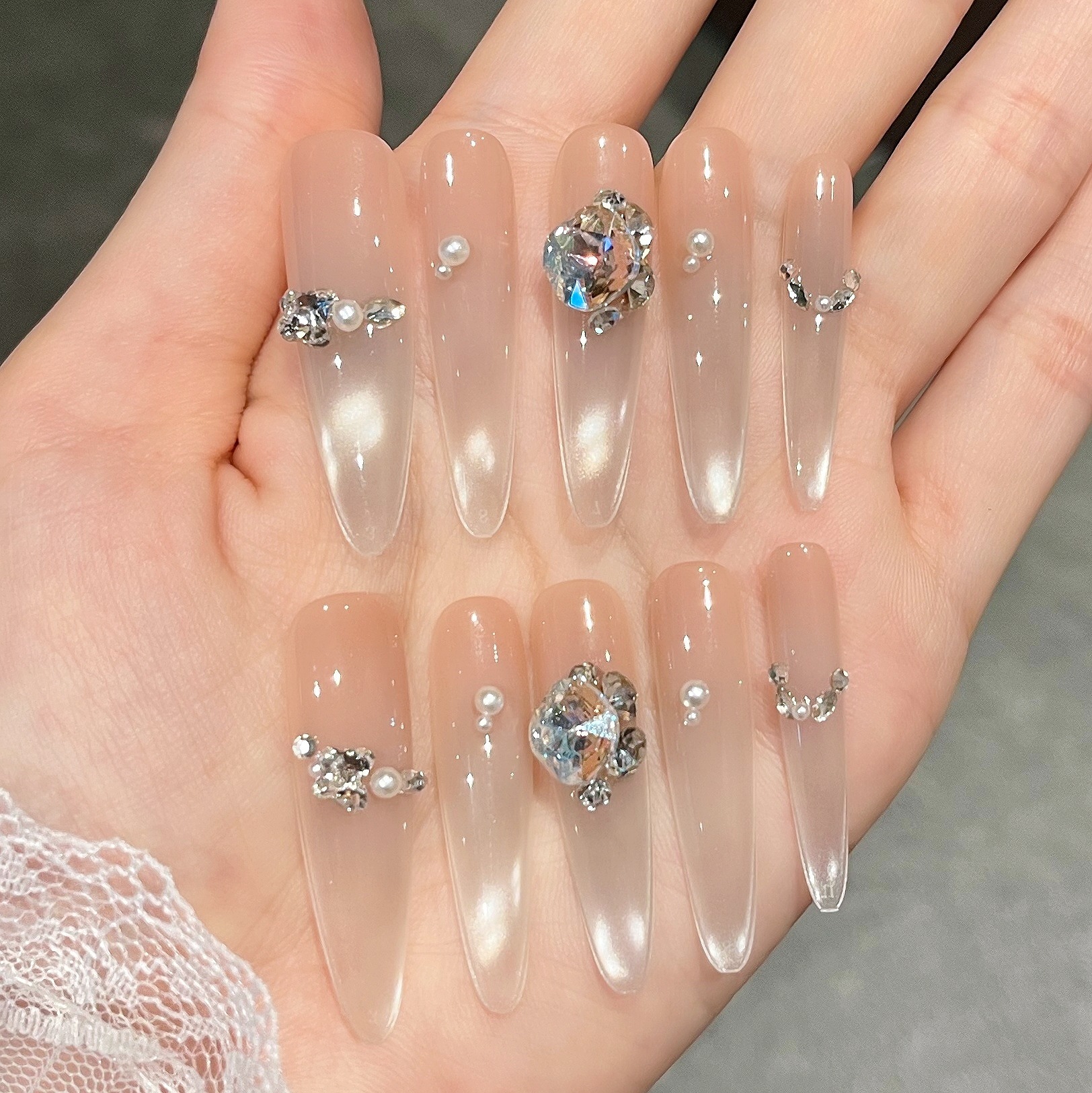 Caja transparente para usar uñas tienda física al por mayor barraca de uñas parches de uñas parches de uñas falsas desmontables