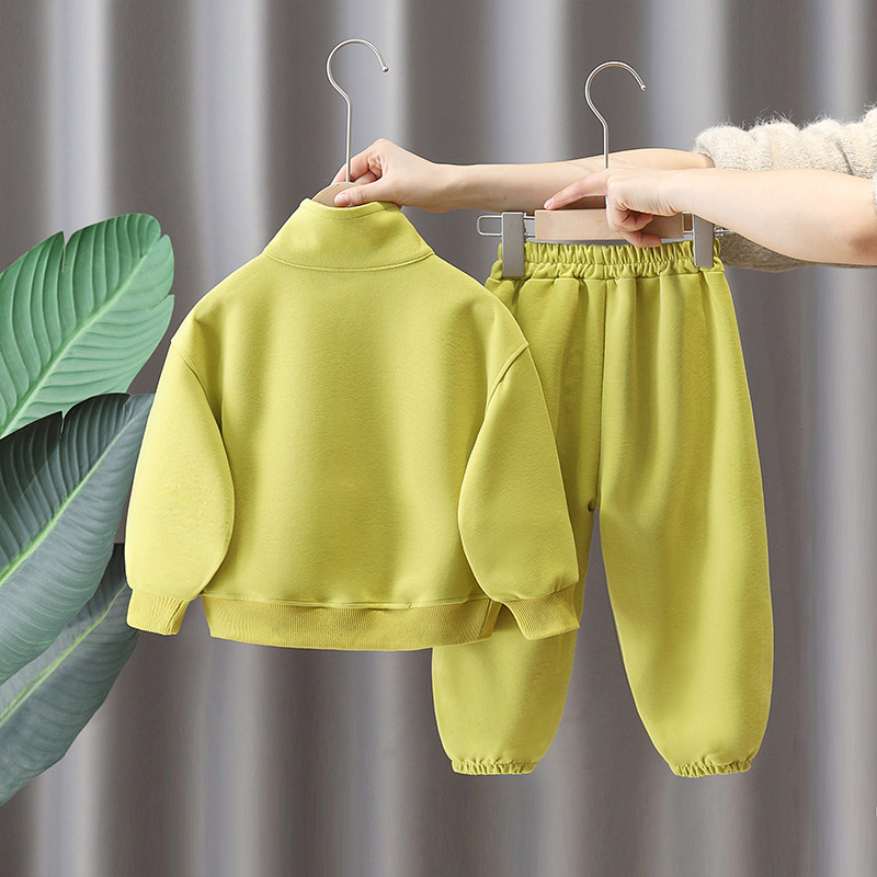 6120 traje de suéter para niños modelos de primavera y otoño 2025 nuevo traje casual de otoño para niños de dos piezas deportivas para bebés de estilo occidental